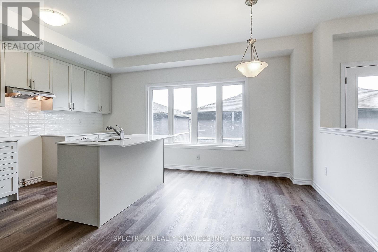 29 STRICKLAND AVENUE - Image 19