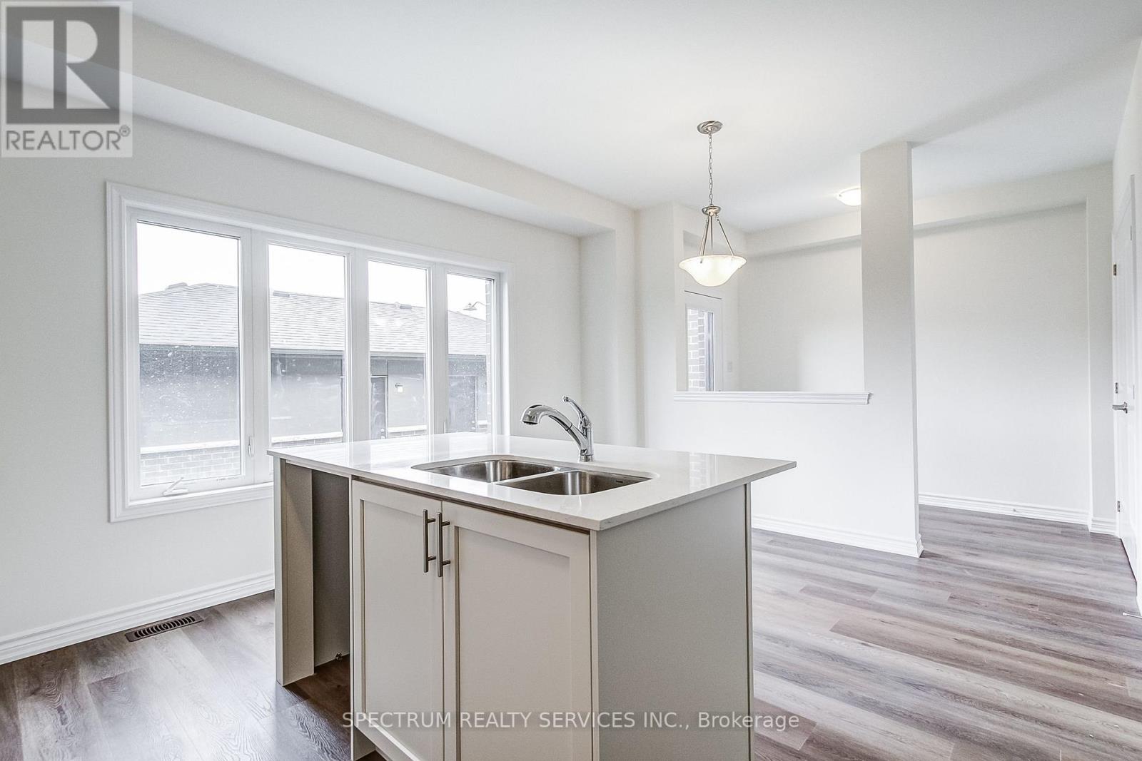 29 STRICKLAND AVENUE - Image 23