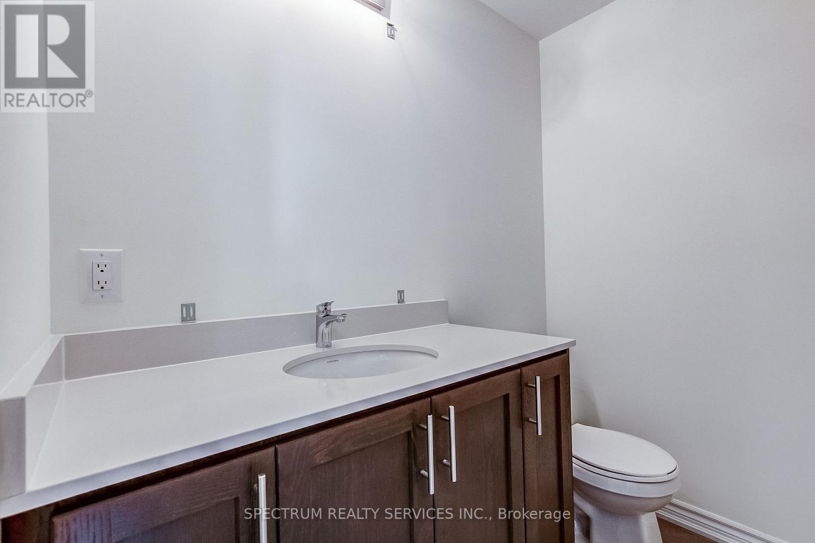 29 STRICKLAND AVENUE - 28