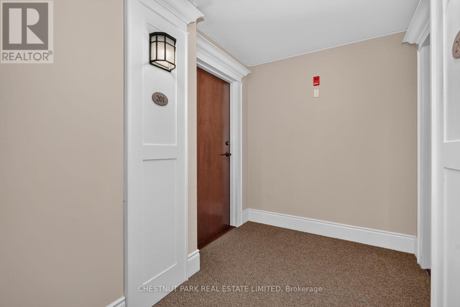 #201 1 PARK STREET - Image 20