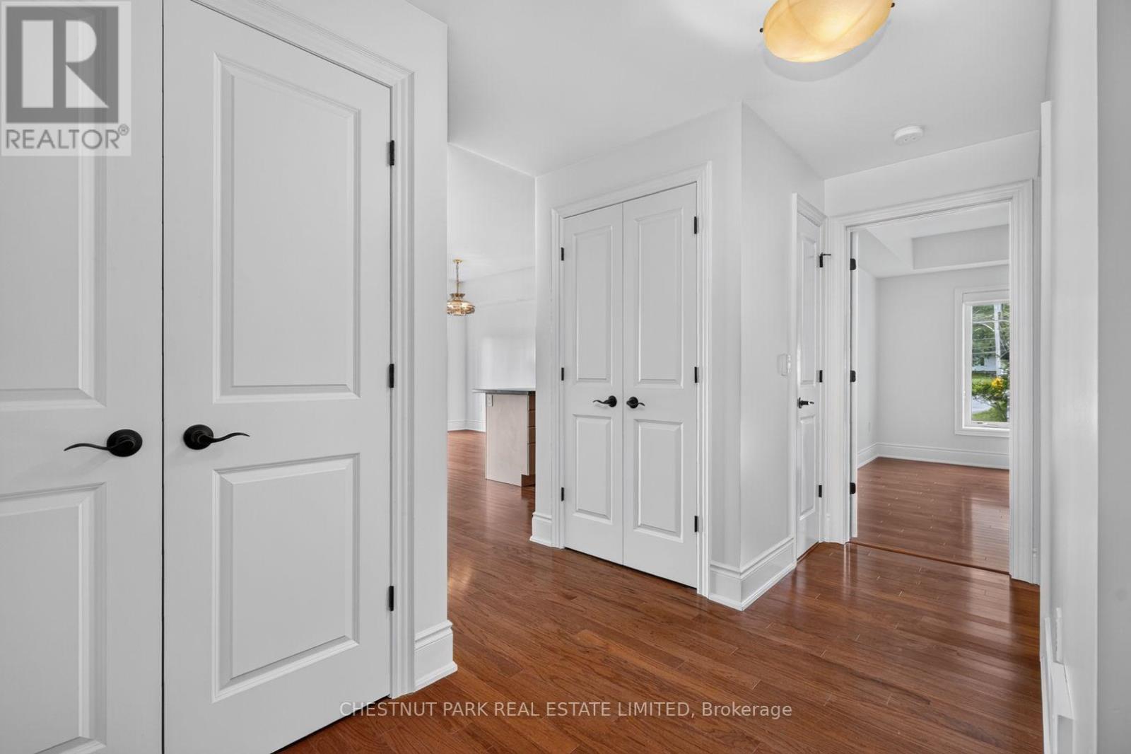 #201 1 PARK STREET - Image 21