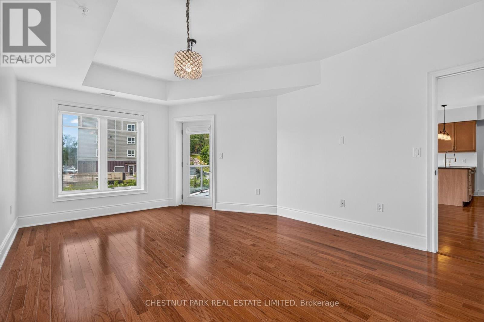 #201 1 PARK STREET - Image 33