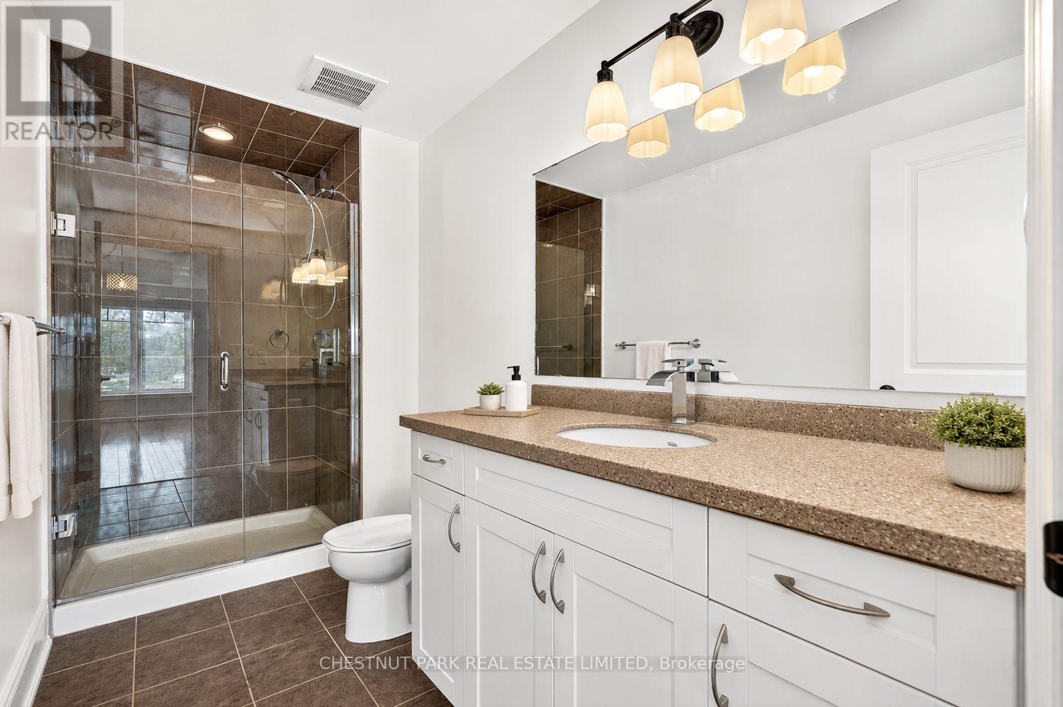 #201 1 PARK STREET - Image 7