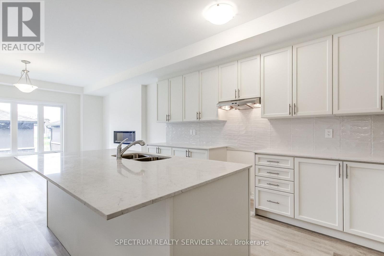 27 STRICKLAND AVENUE - Image 23