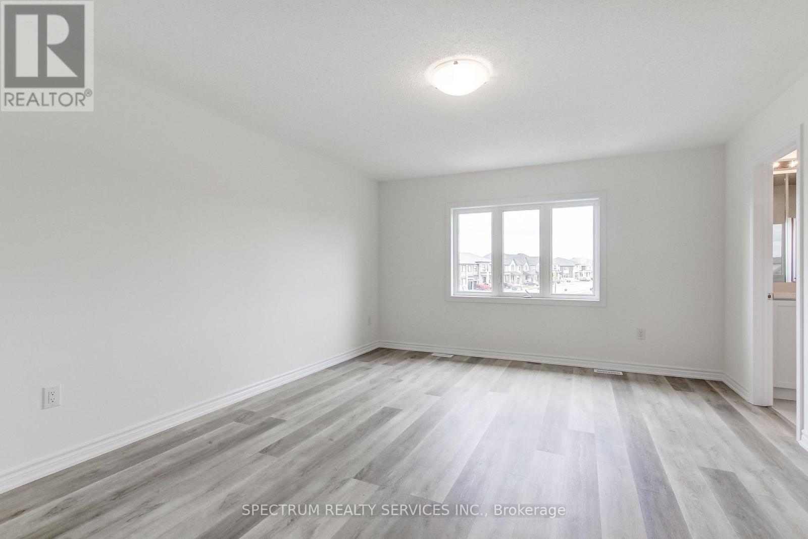 27 STRICKLAND AVENUE - Image 41