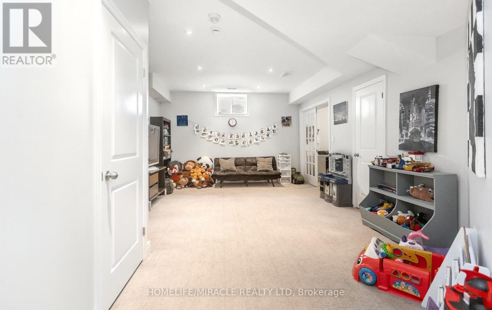 498 FAIRWAY ROAD - Image 37