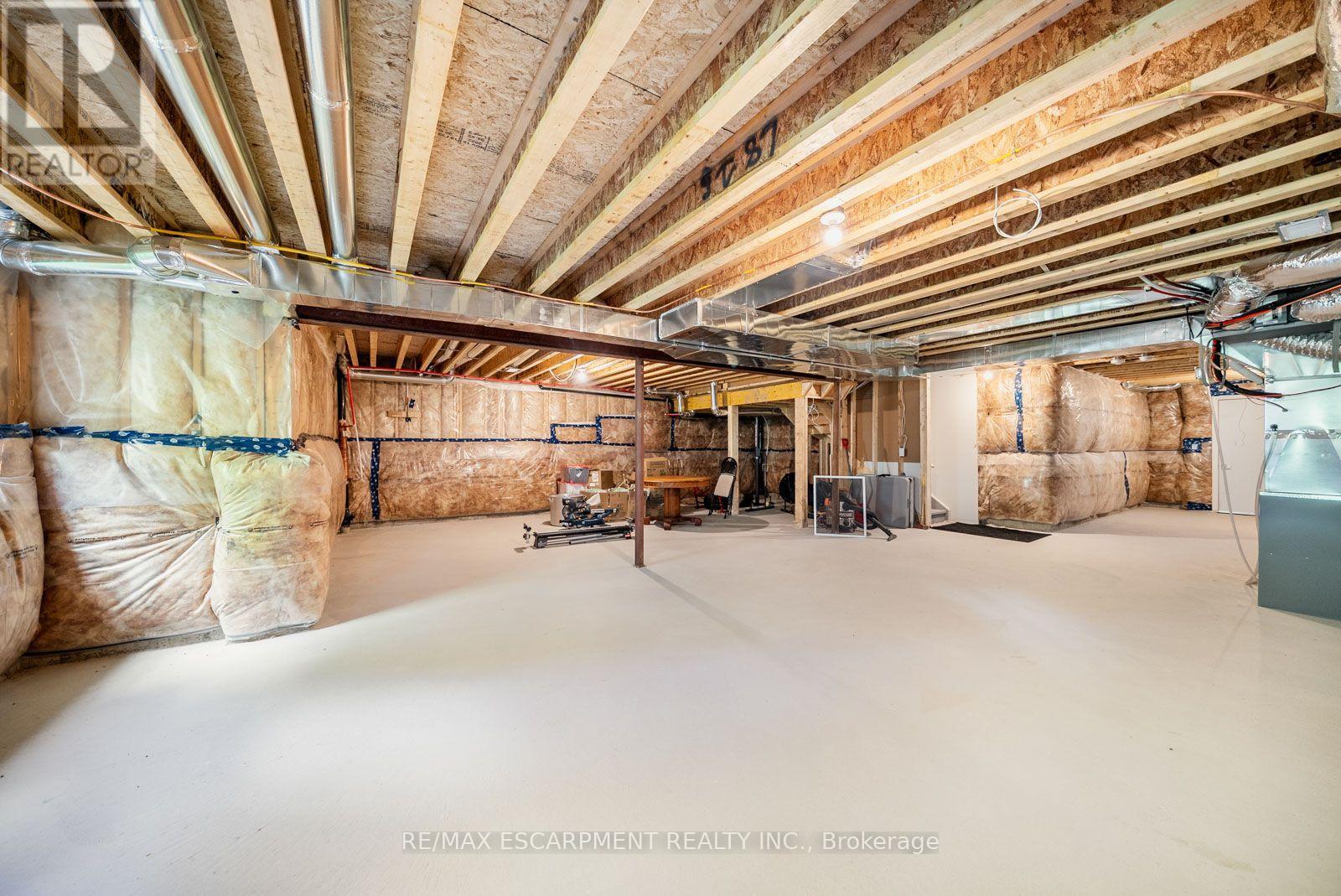 465 ADELAIDE STREET - 41