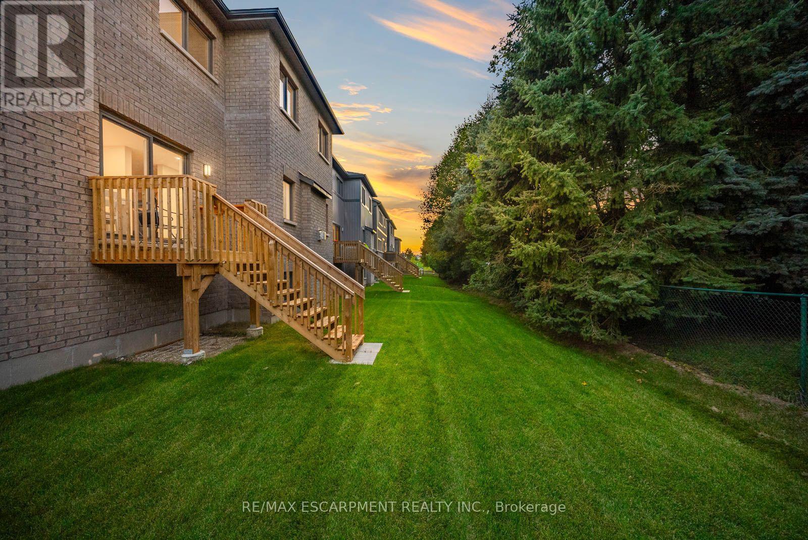 465 ADELAIDE STREET - 48