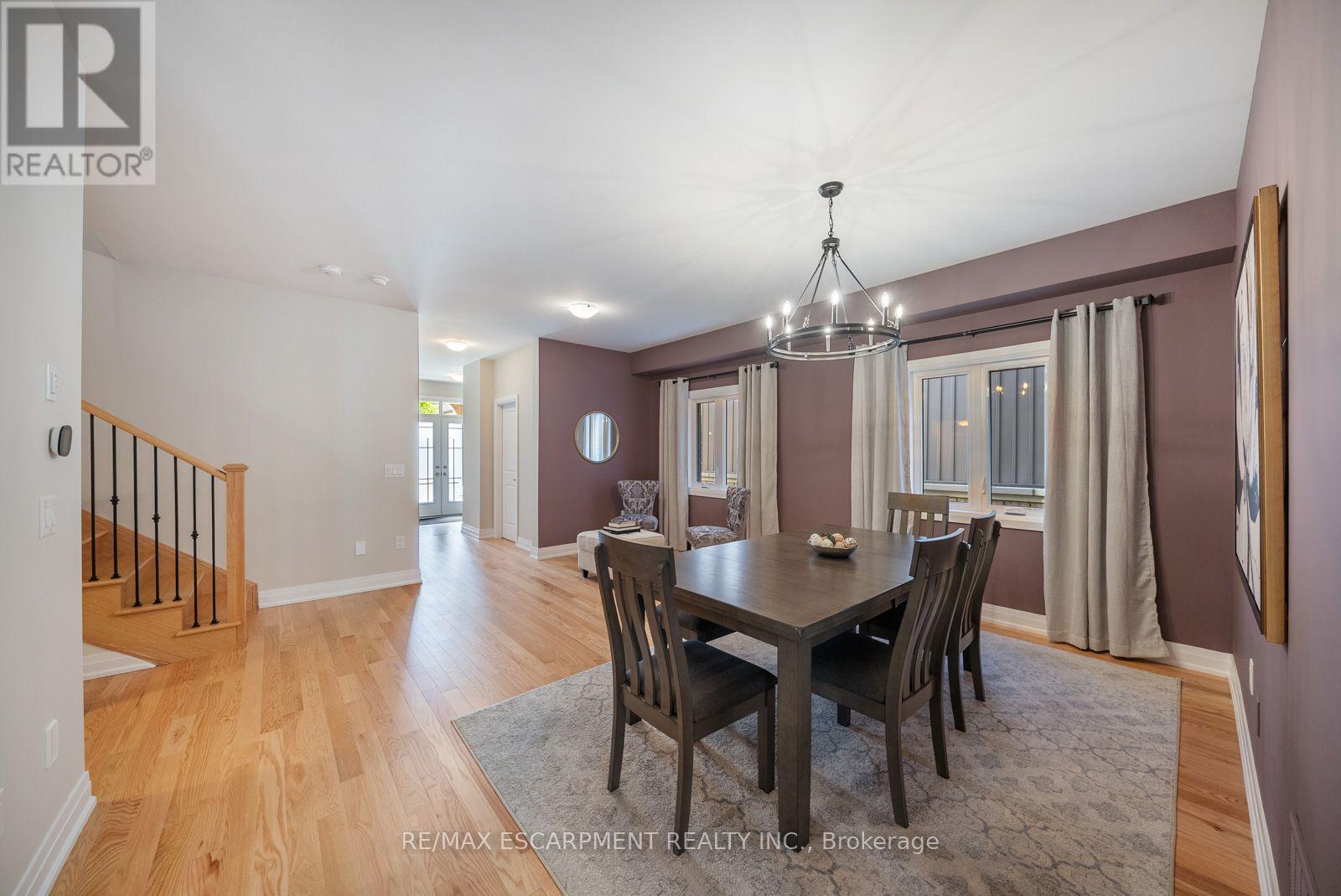 465 ADELAIDE STREET - 8