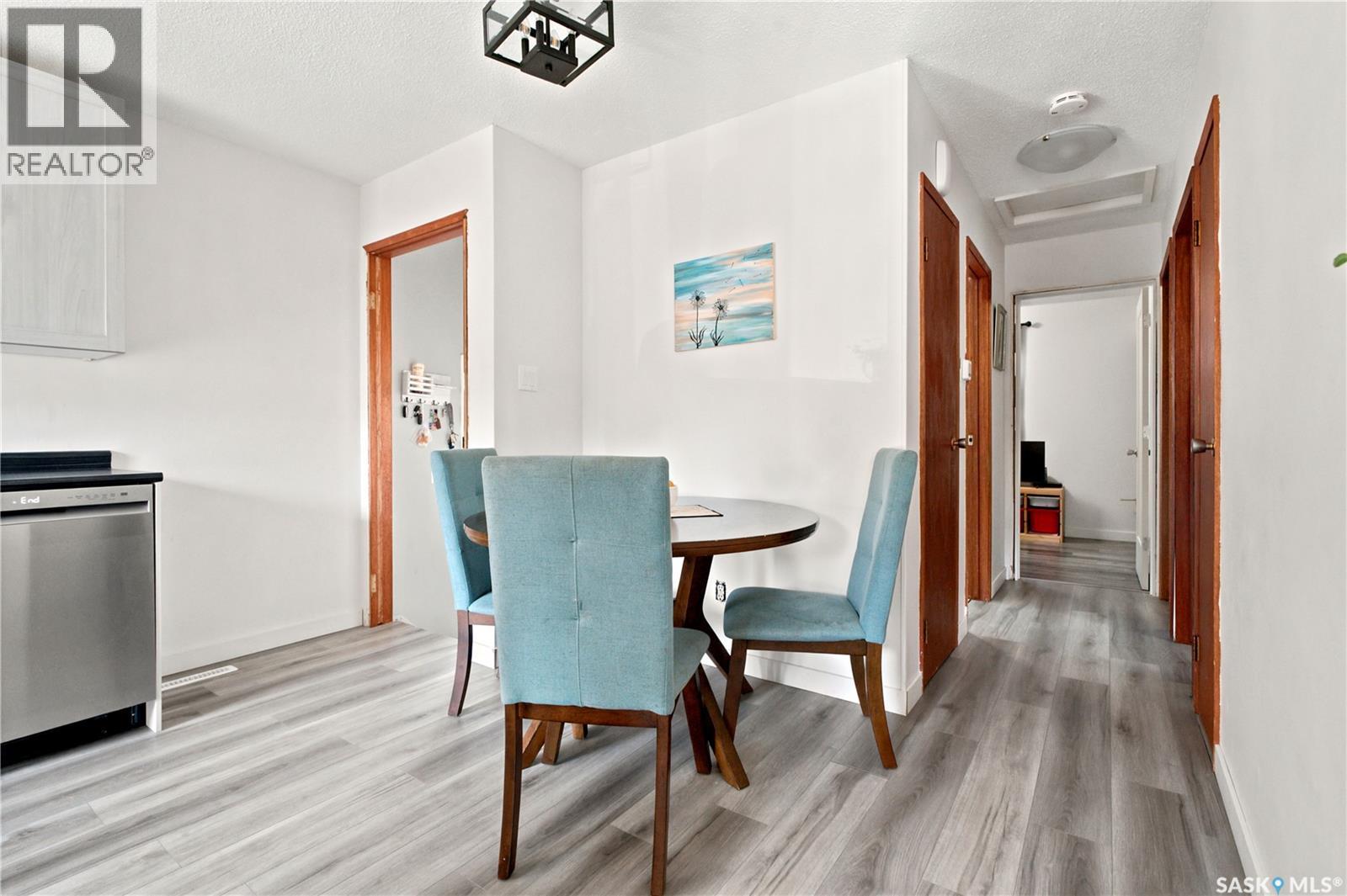 55 Trident CRESCENT - 19