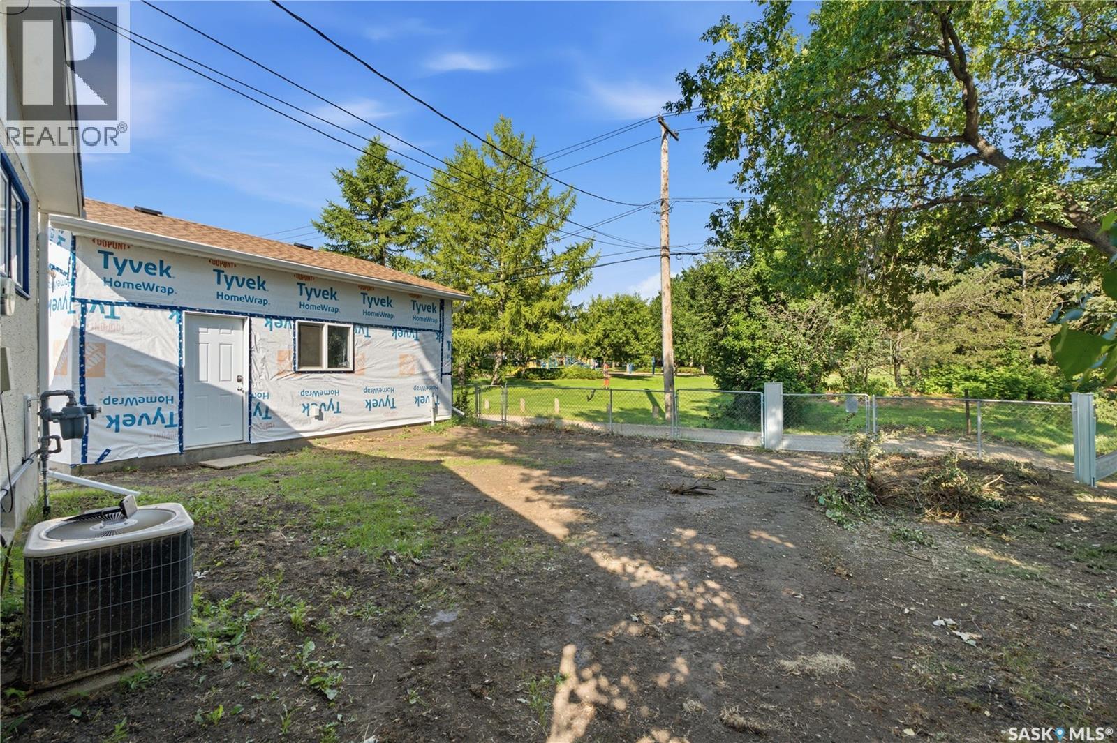 55 Trident CRESCENT - 52