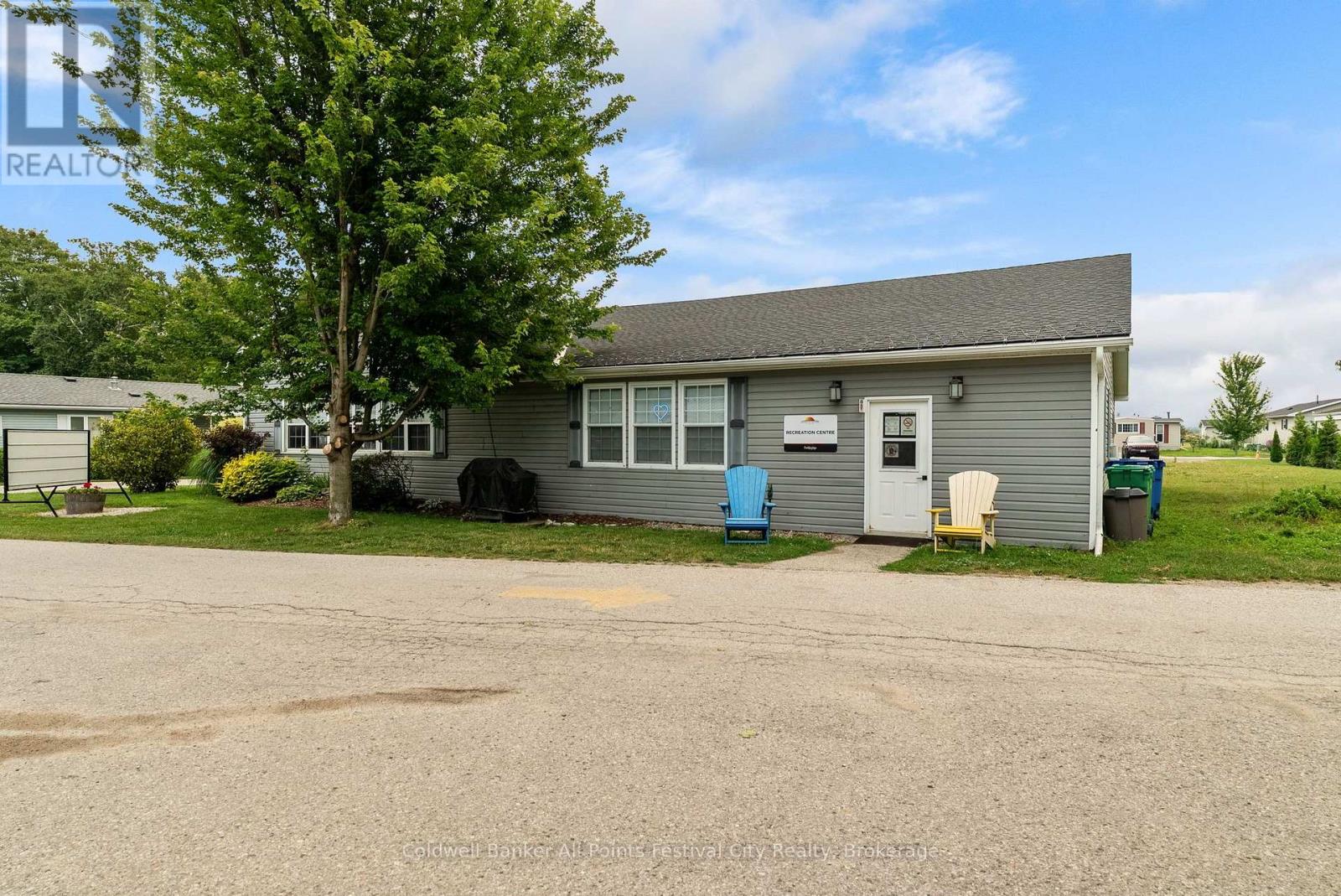 71 CHEROKEE LANE - Image 40