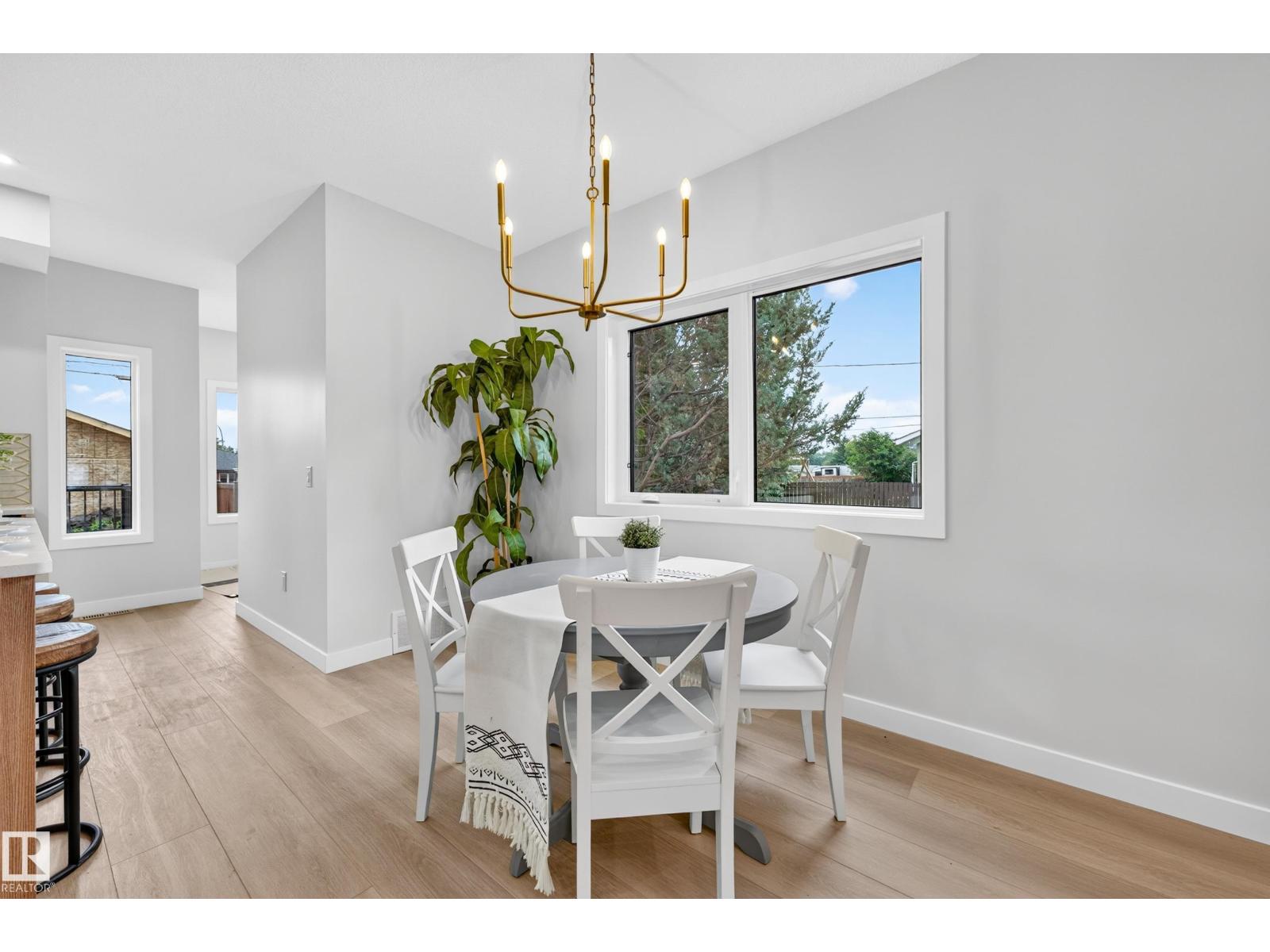 5604 105 AV NW - 17