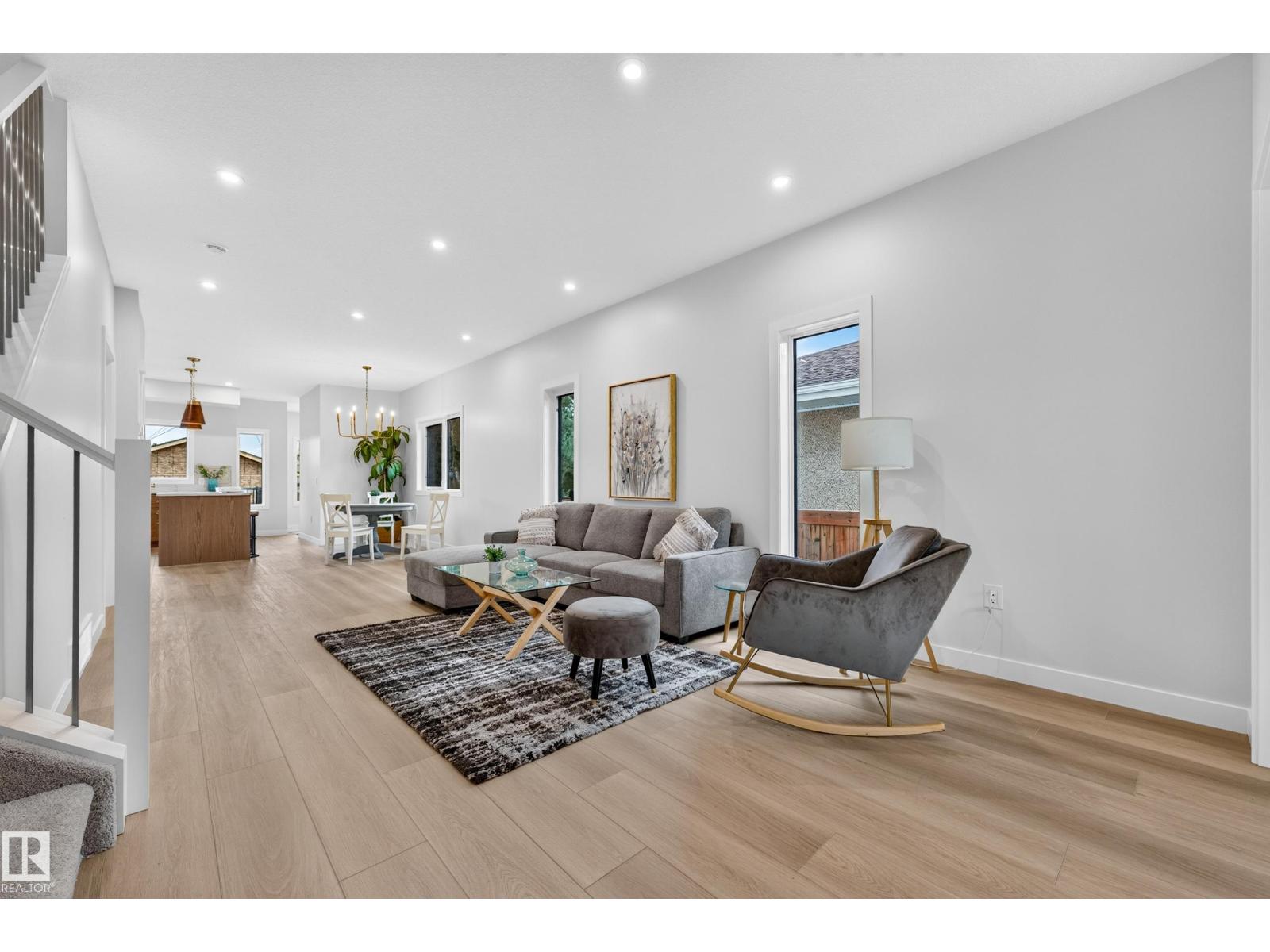 5604 105 AV NW - Image 8