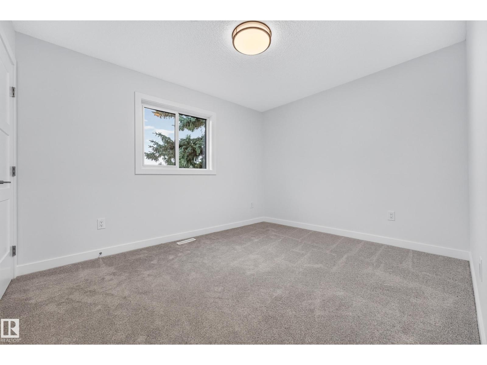 5604 105 AV NW - Image 38