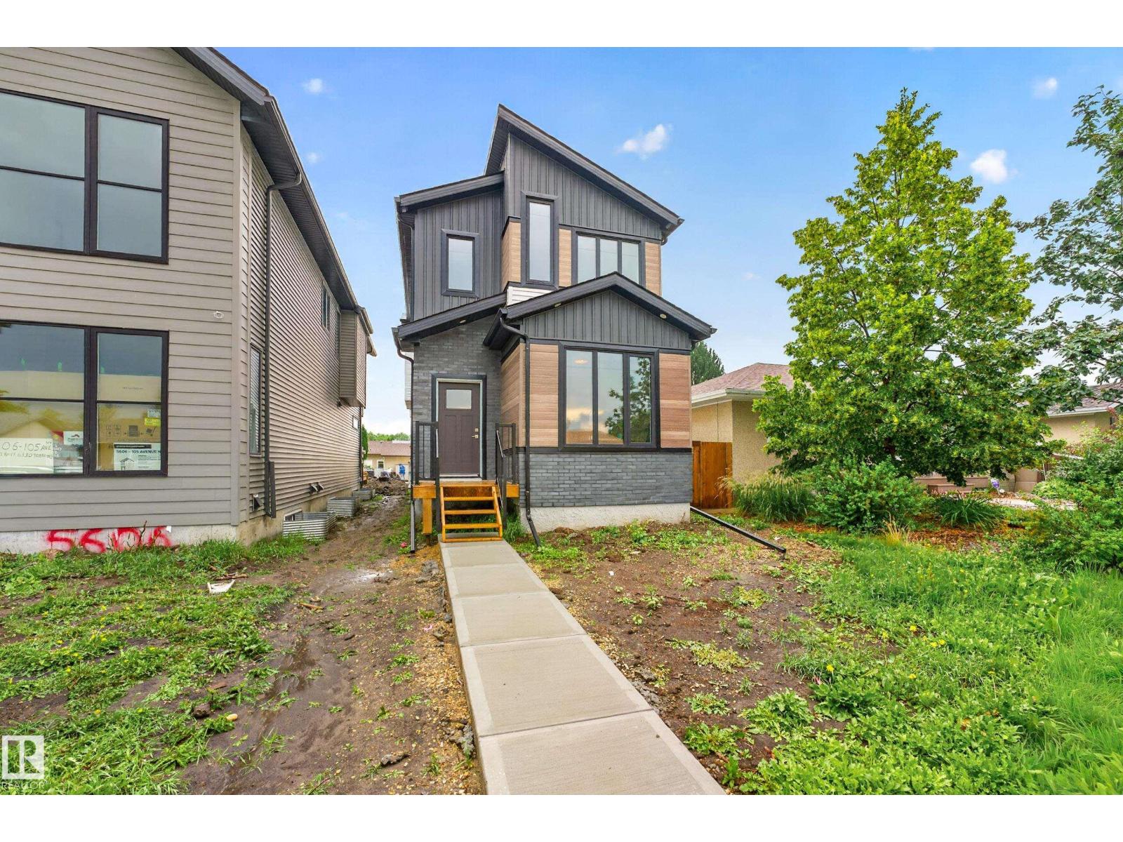 5604 105 AV NW - 4