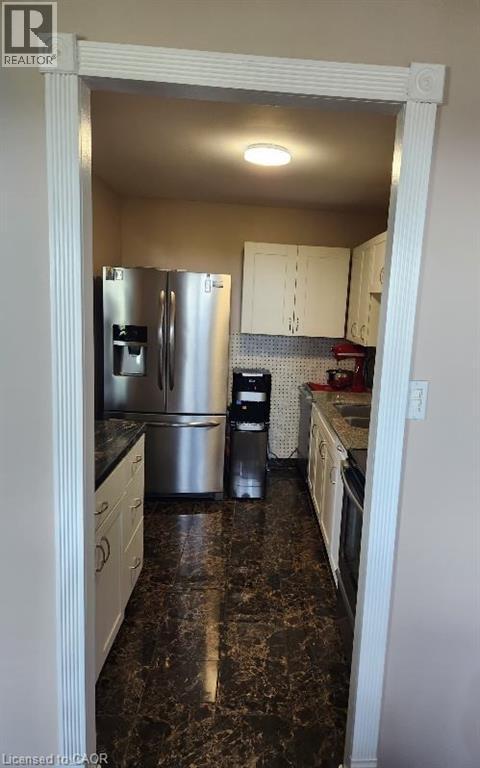 #706 279 CHANDLER Drive - 27