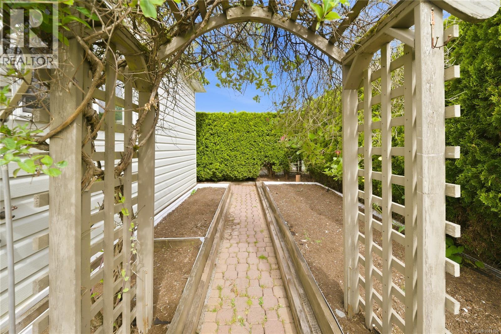 6214 Rich Rd - Image 40