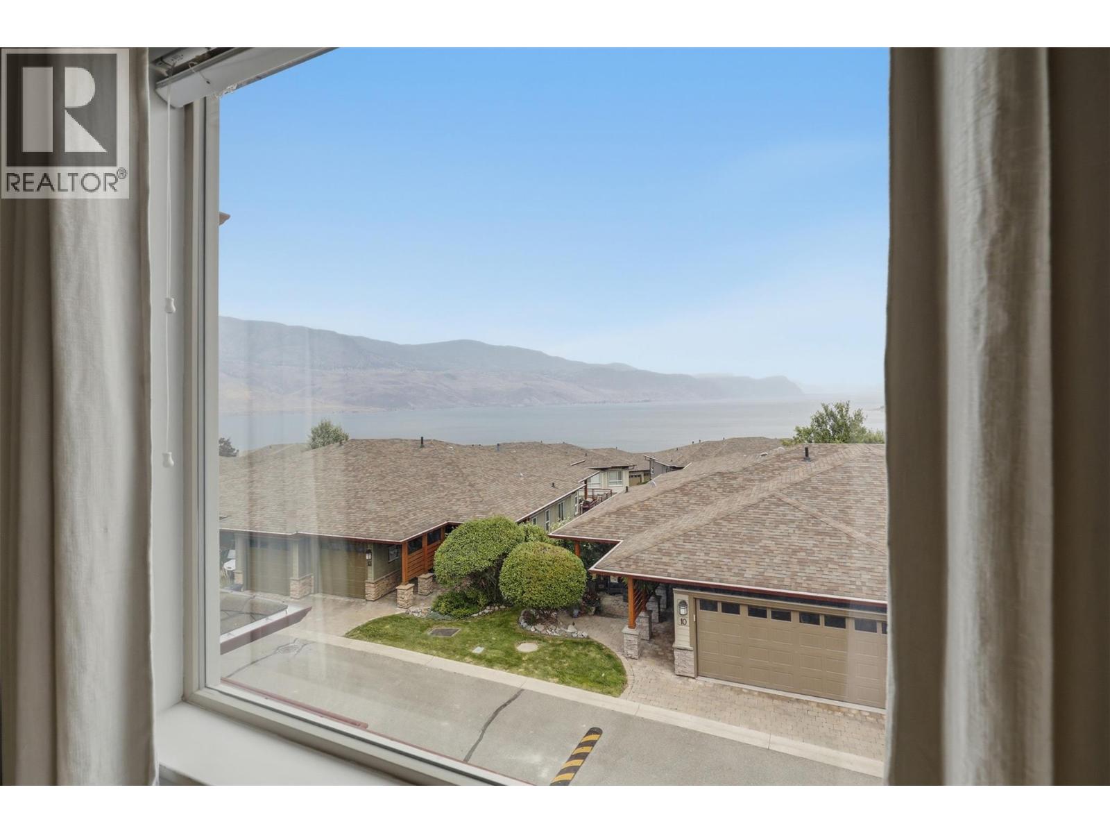 #11 175 HOLLOWAY Drive - 24