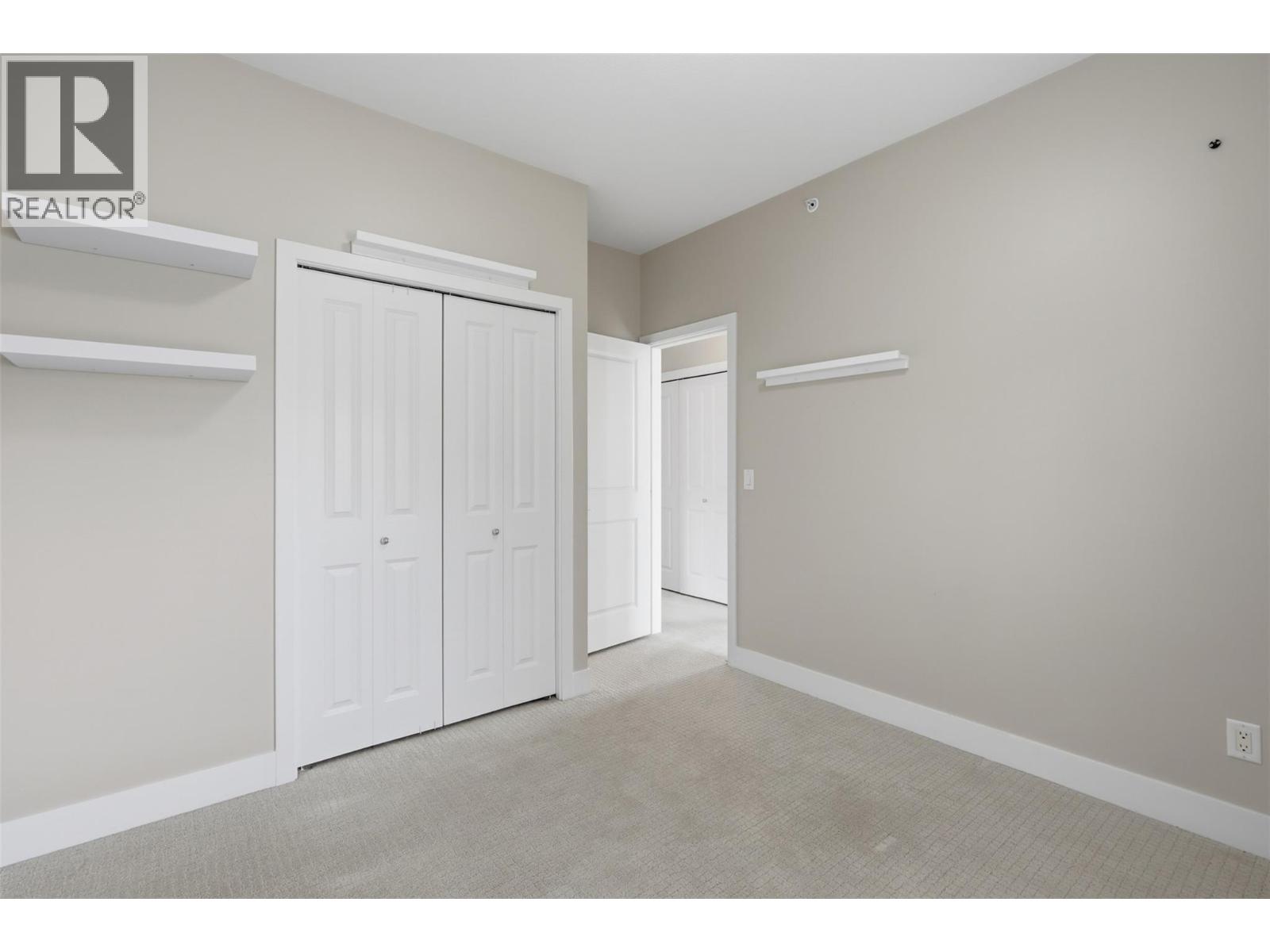 #11 175 HOLLOWAY Drive - 30