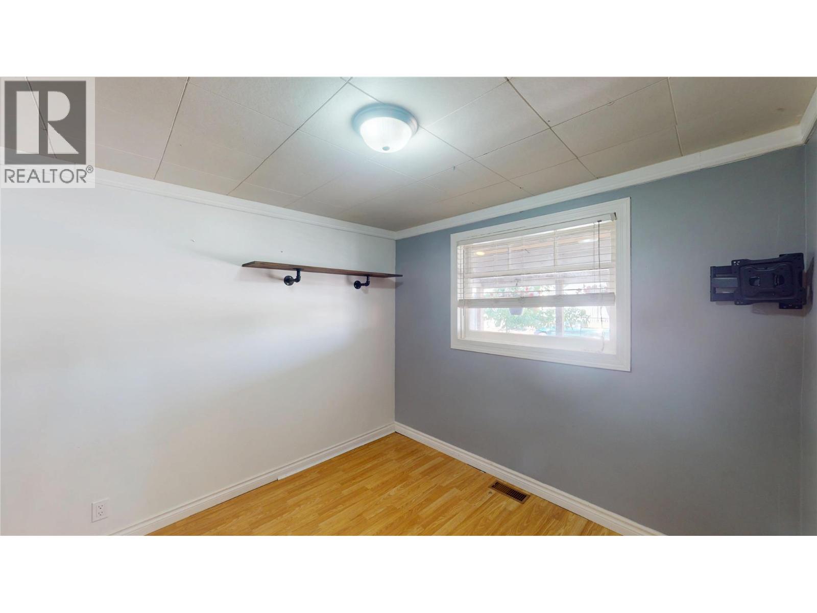 200 5TH Avenue S - 15