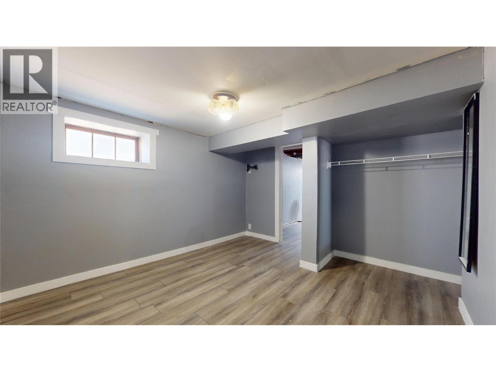 200 5TH Avenue S - 26
