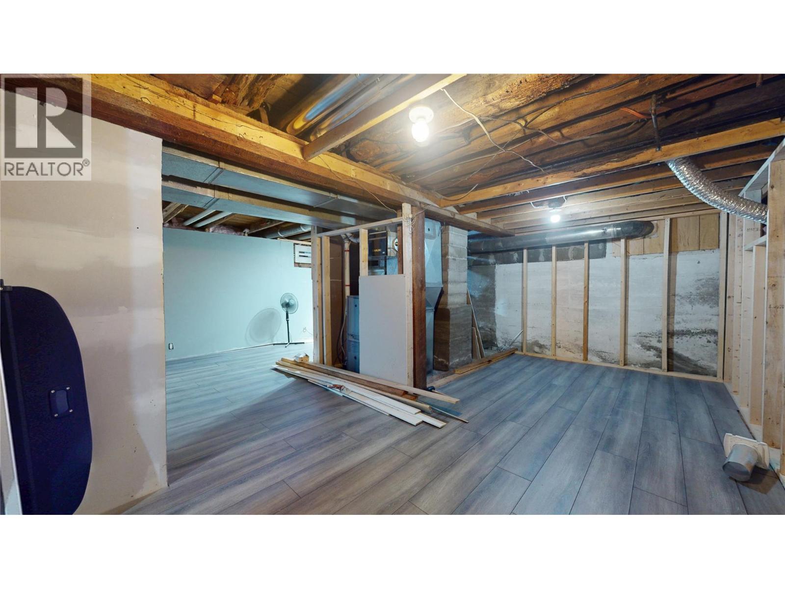 200 5TH Avenue S - 28