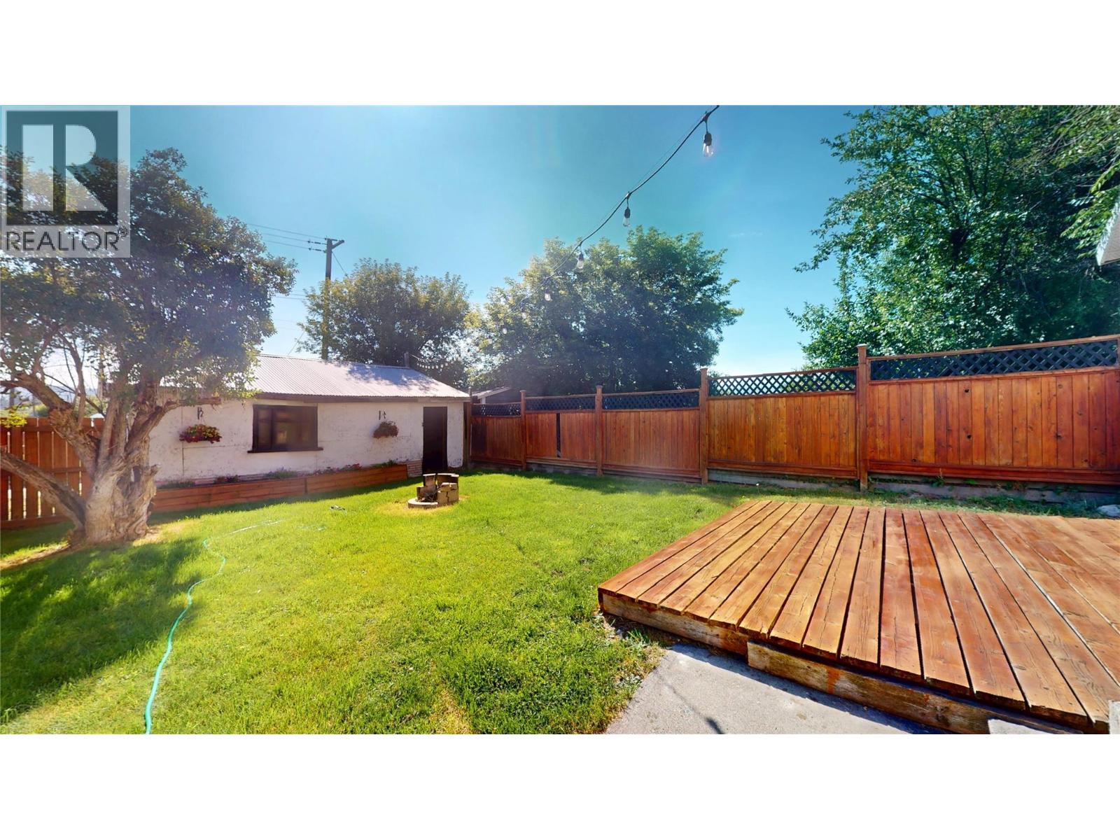 200 5TH Avenue S - 31