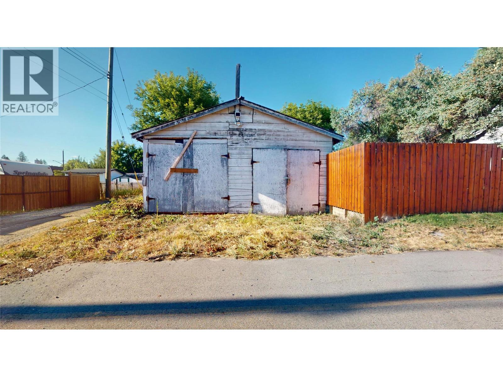 200 5TH Avenue S - 33