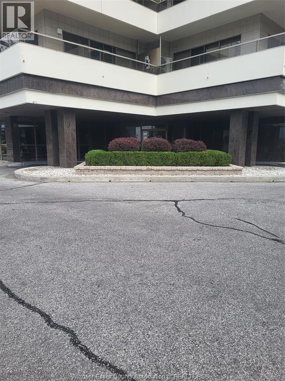 5151 RIVERSIDE DRIVE East Unit# 1003, Windsor — photo 2