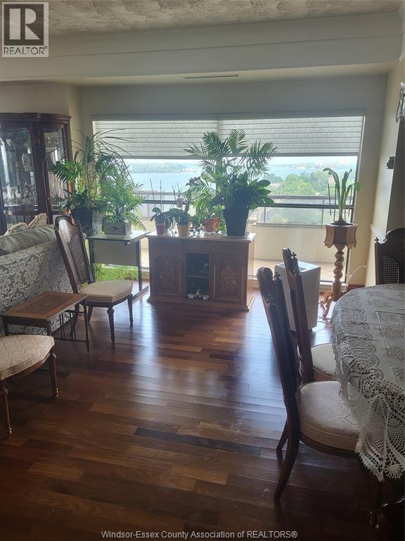 #1003 5151 RIVERSIDE DRIVE East - 12