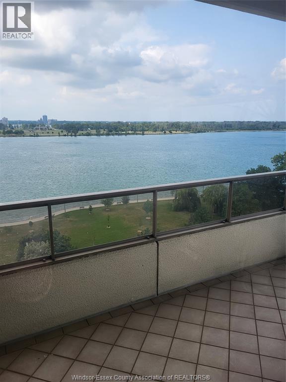 #1003 5151 RIVERSIDE DRIVE East - 20