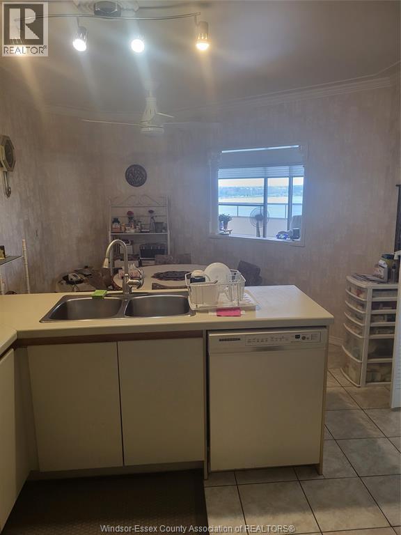 #1003 5151 RIVERSIDE DRIVE East - 38