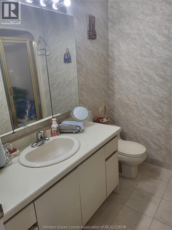 #1003 5151 RIVERSIDE DRIVE East - 34