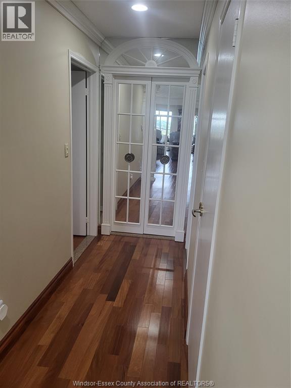 #1003 5151 RIVERSIDE DRIVE East - 26