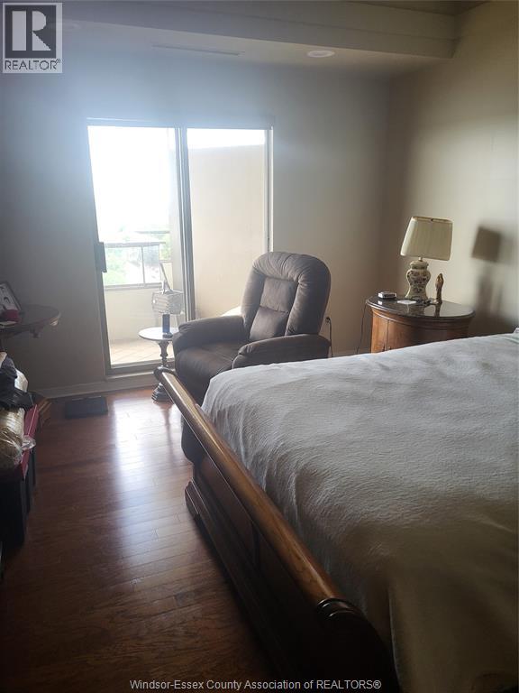 #1003 5151 RIVERSIDE DRIVE East - 28