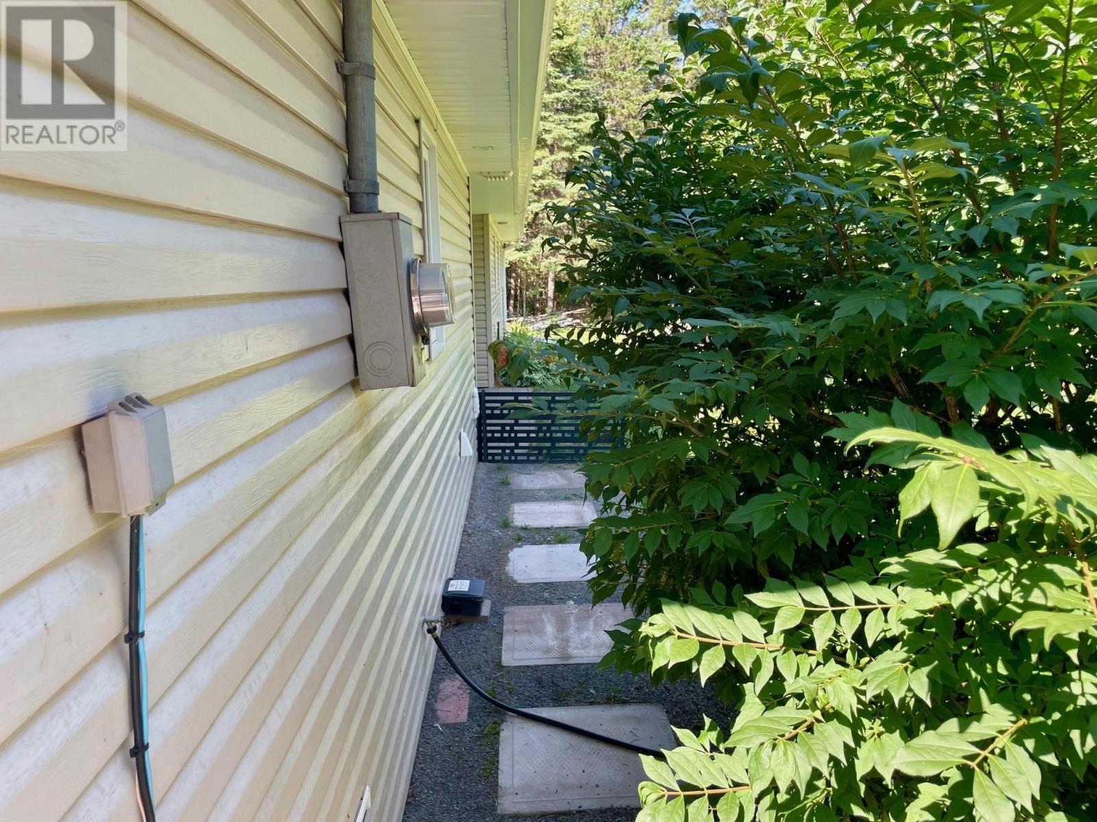 943 RATTENBURY Road - Image 10