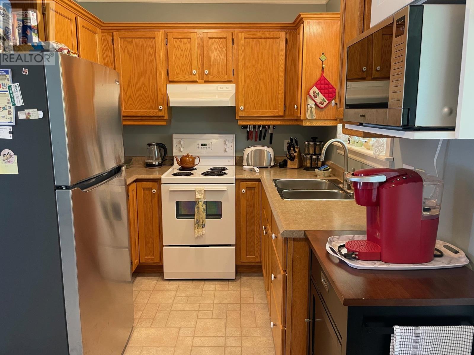 943 RATTENBURY Road - Image 14