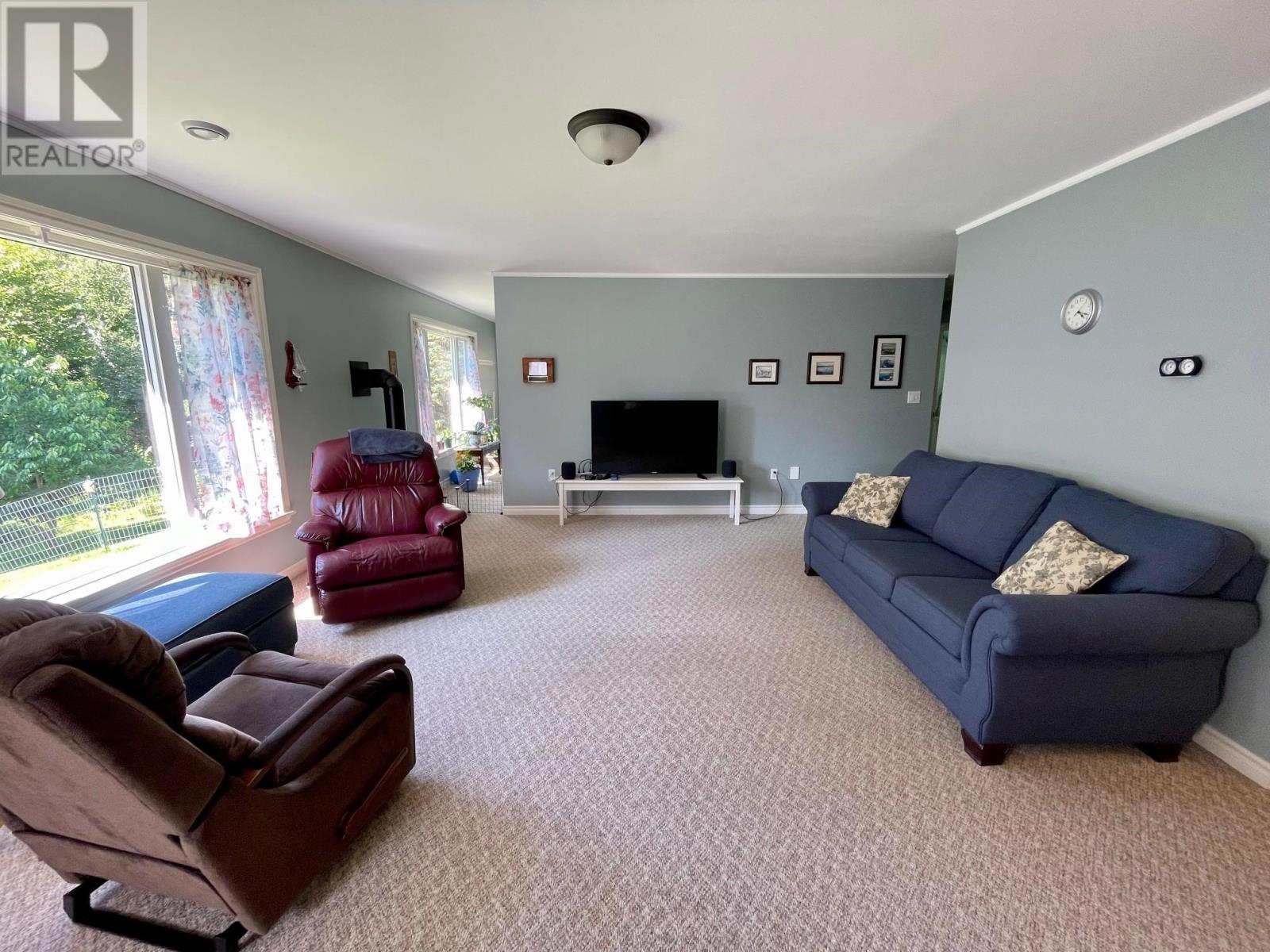 943 RATTENBURY Road - Image 18