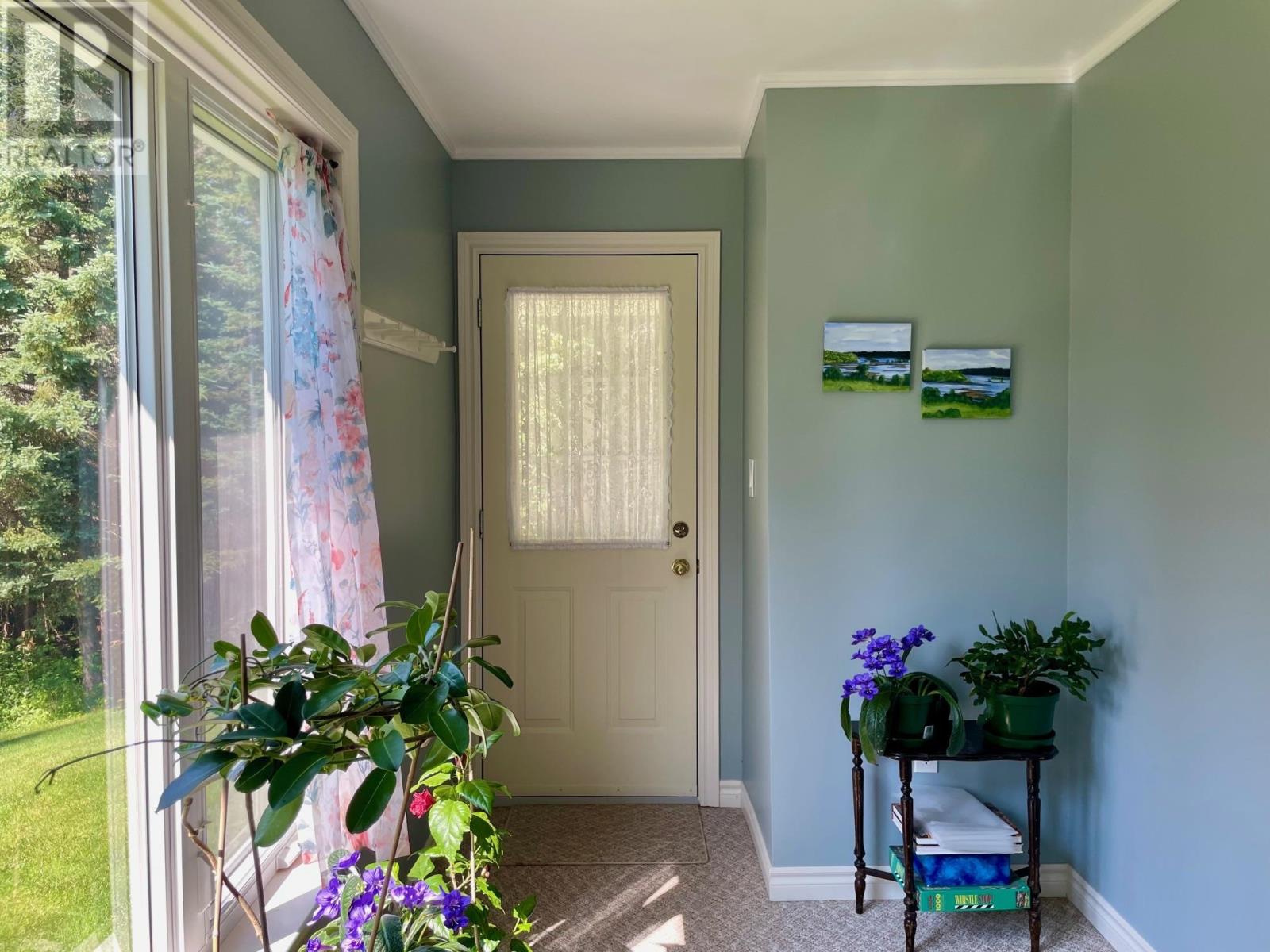943 RATTENBURY Road - 28