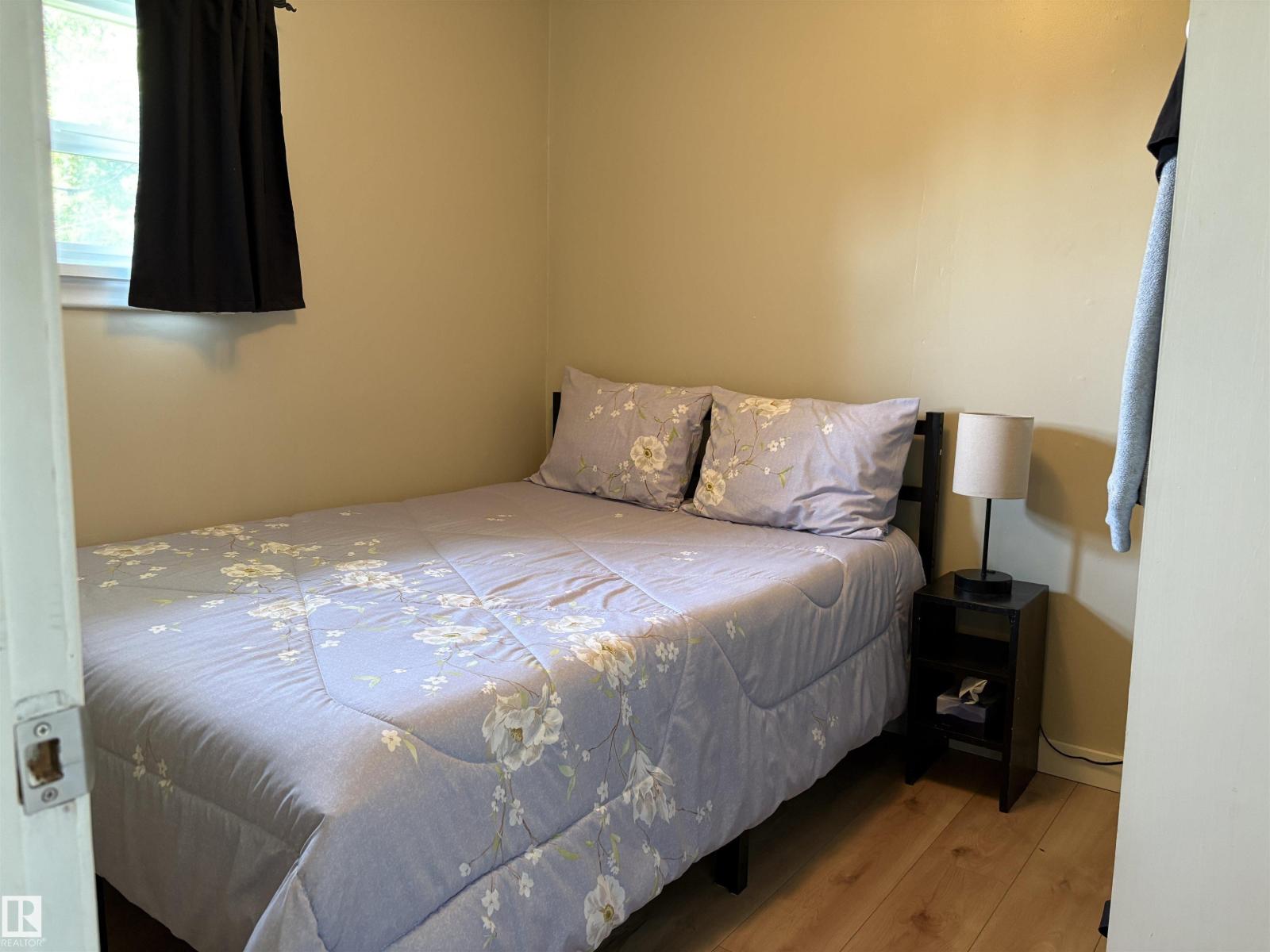 4901 53 AV - Image 10