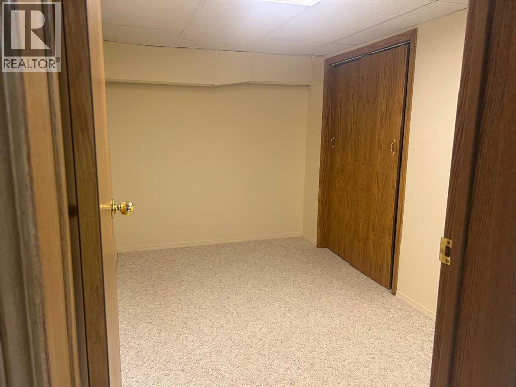 315 3 Avenue N - Image 23