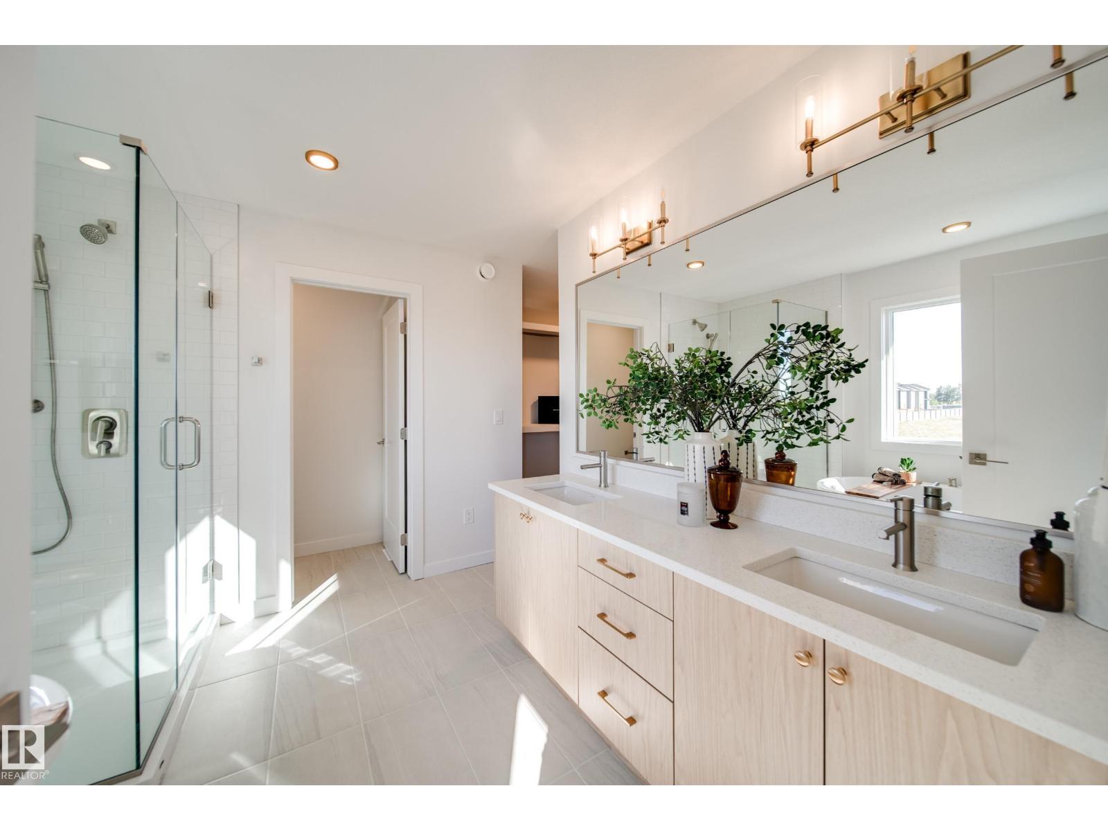 77 Chartres Close - Photo 21