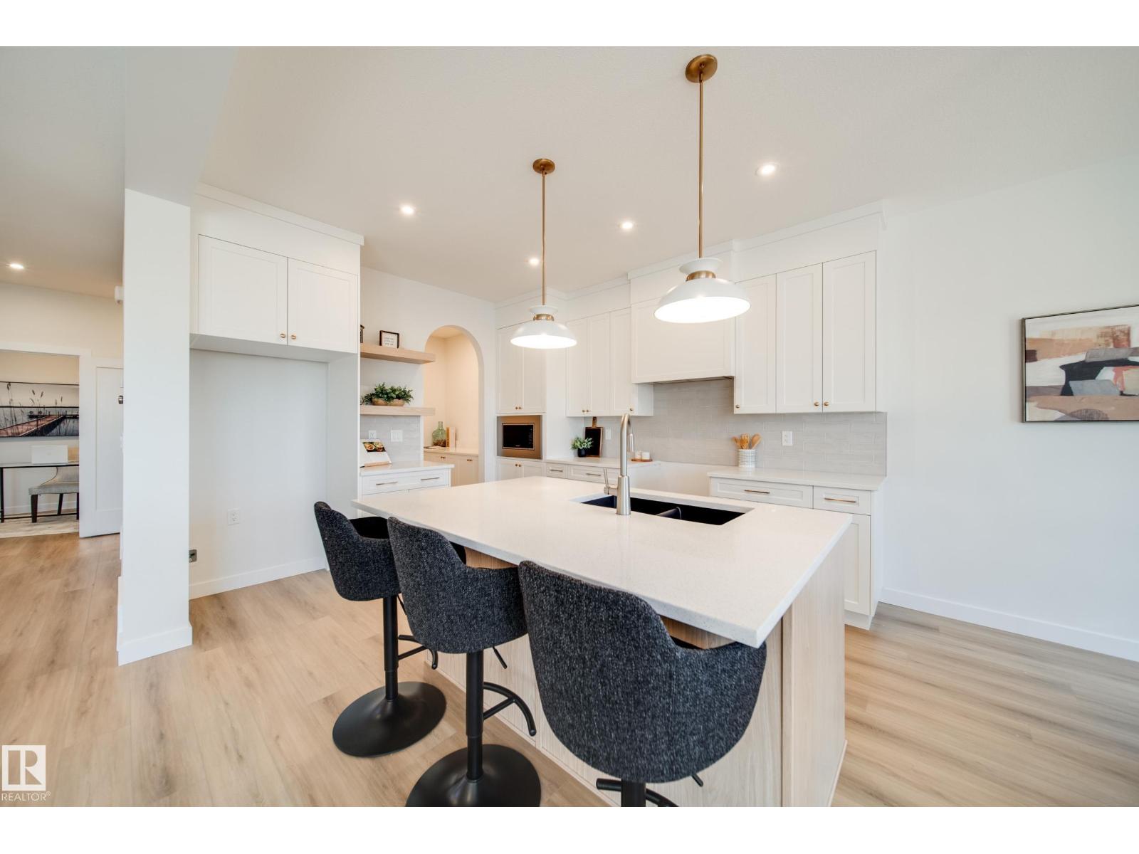 77 Chartres Close - Photo 7
