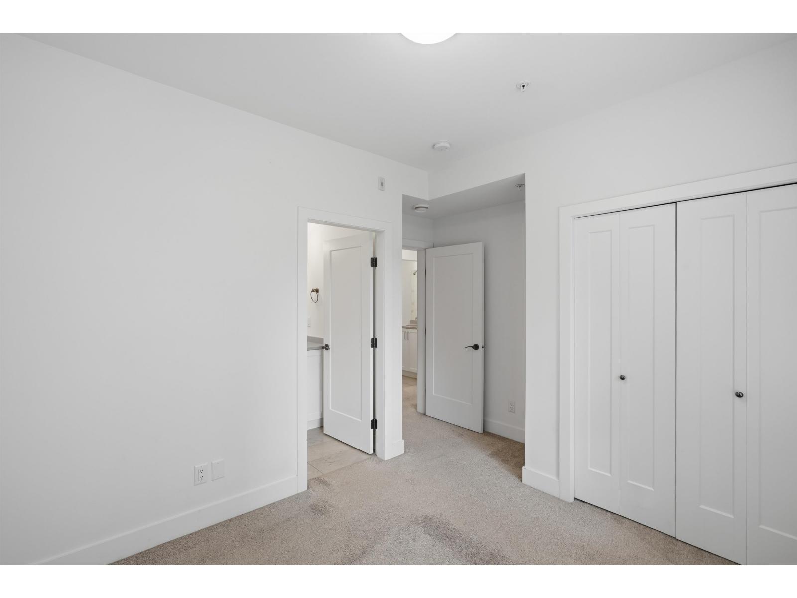 302 33568 GEORGE FERGUSON WAY, Abbotsford