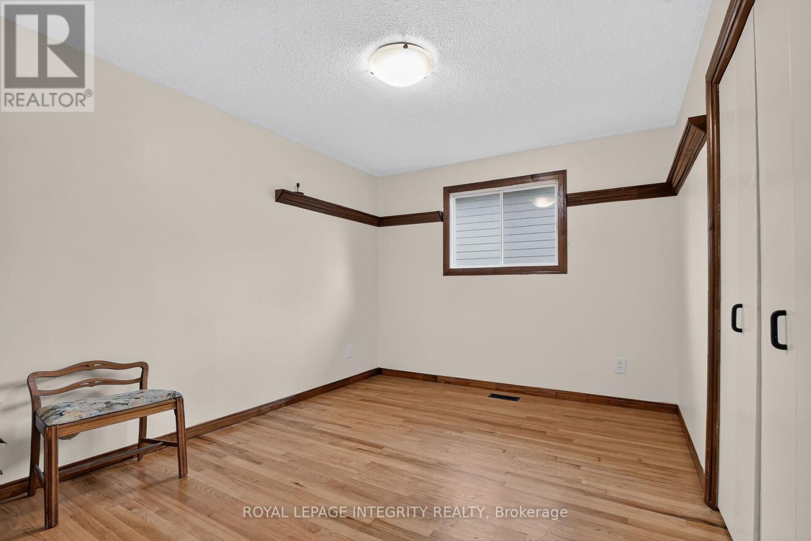 333 CHARRON STREET - Image 18