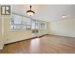 65 Westmount Road Unit# 211, Waterloo, ON N2L5G6 Photo 13