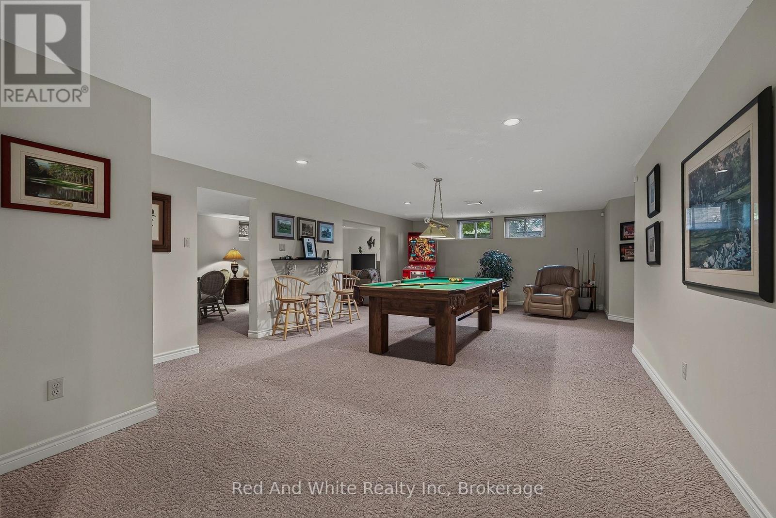328 GOLF COURSE ROAD - 33