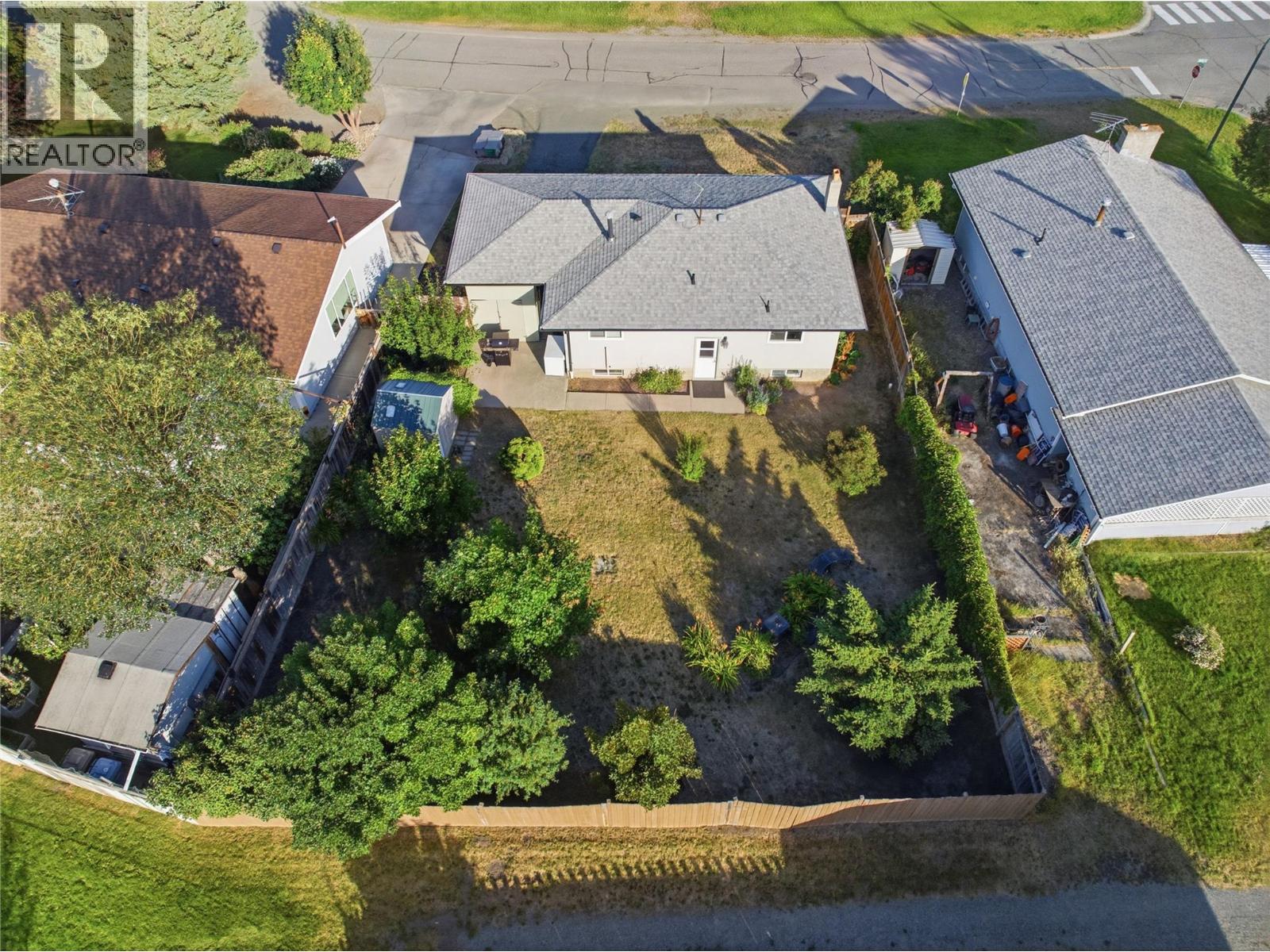 2 BERYL Drive - 25