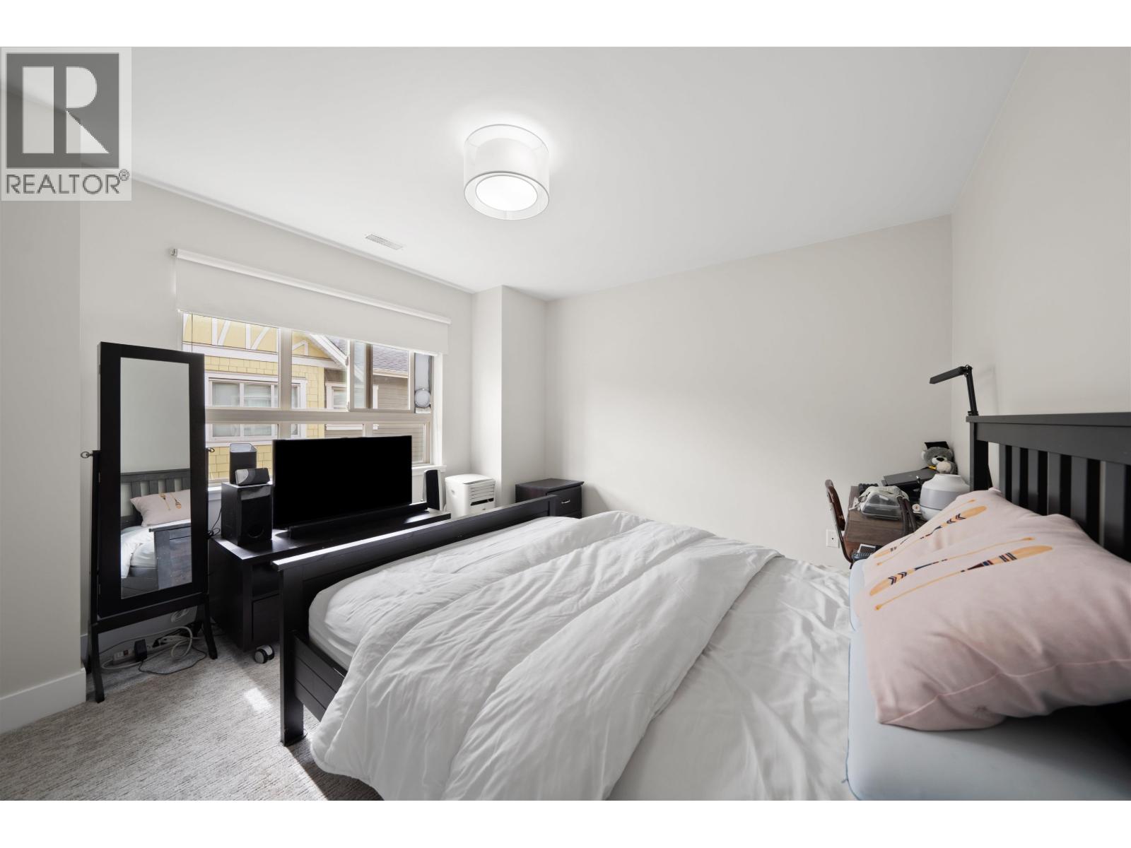 30 843 EWEN AVENUE, New Westminster